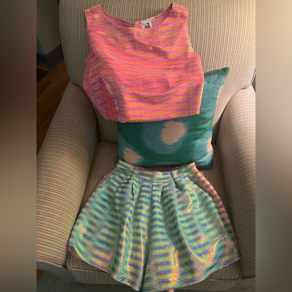 ✨✨✨QOS ✨✨✨ - Picture 1 of 2